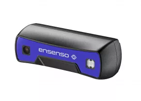 Vista frontal de la cámara 3D Ensenso S azul-negro