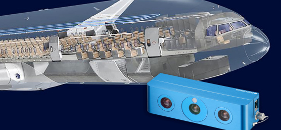 Parte delantera de un avión, vista del interior de la cabina, con una cámara 3D Ensenso en primer plano