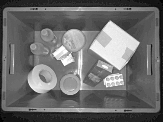 La imagen de intensidad en gris de la cámara Nion 3D muestra diferentes objetos en una caja desde una vista superior.