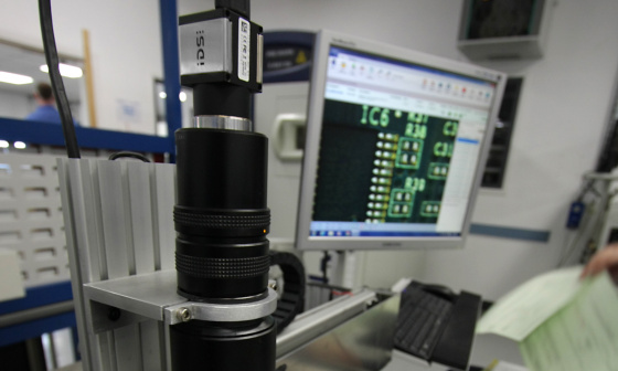Inspección de primera muestra (FAI) con cámara industrial USB 3.0