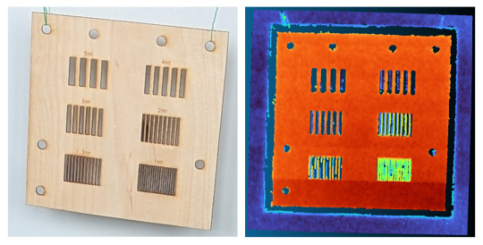 Placa de madera con ranuras de 5 mm a 1 mm, muestra la resolución precisa de los detalles de la cámara 3D.