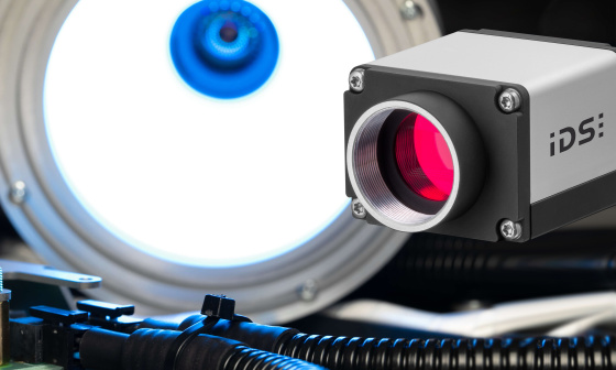 Sistema de inspección visual end-of-line con IA totalmente automático que asume tareas complejas de control