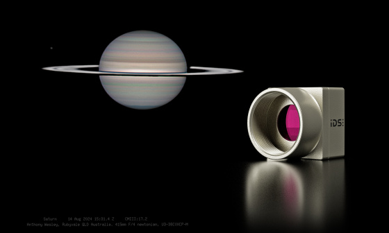Cámara industrial uEye XCP con exposición telescópica de Saturno al fondo