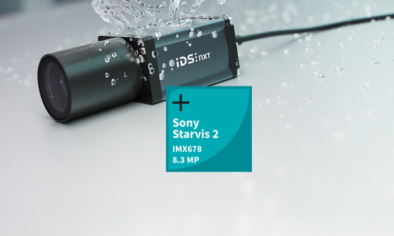 Chorro de agua sobre IDS NXT oslo junto al icono Sony Starvis 2 IMX678.